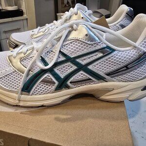 ASICS Gel-1130 White - White / Rainy Lake - 1203A609-100 Mens Size 10.5 NEW